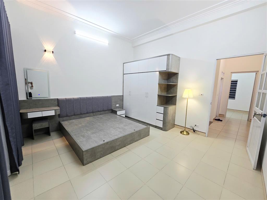 BÁN NHÀ PHÚC LỢI – LONG BIÊN  NHÀ ĐẸP, CÓ SÂN, 3 NGỦ