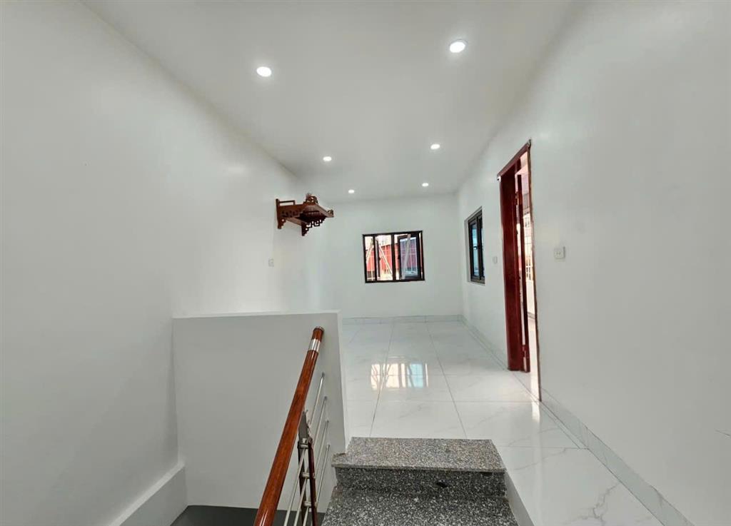 BÁN NHÀ THẠCH BÀN – LONG BIÊN  5 TẦNG – FULL NỘI THẤT – GIÁ TỐT