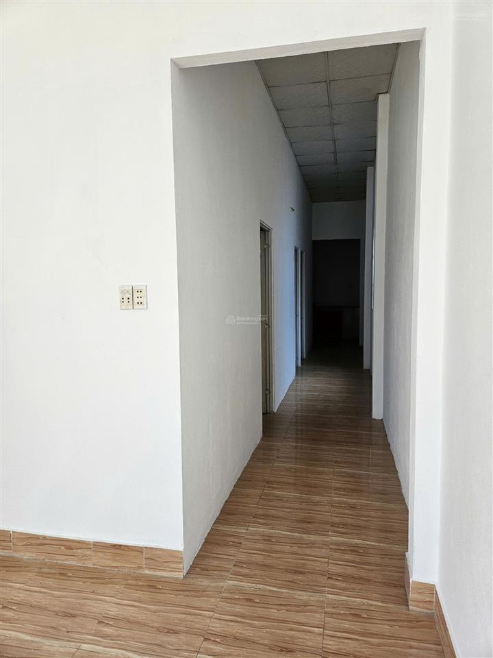 Cho thuê nhà riêng hẻm 07 huỳnh văn lũy, 5 triệu, 100m2, giá ưu đãi đẹp, nhiều tiện ích
