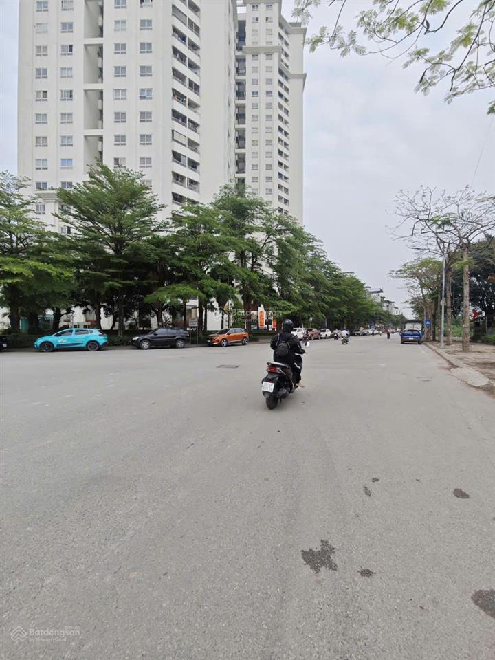 Bán nhà  mặt phố vũ lăngthanh trì dt 110m2  v.hè kdoanh sầm uất ngày đêm bán rẻ