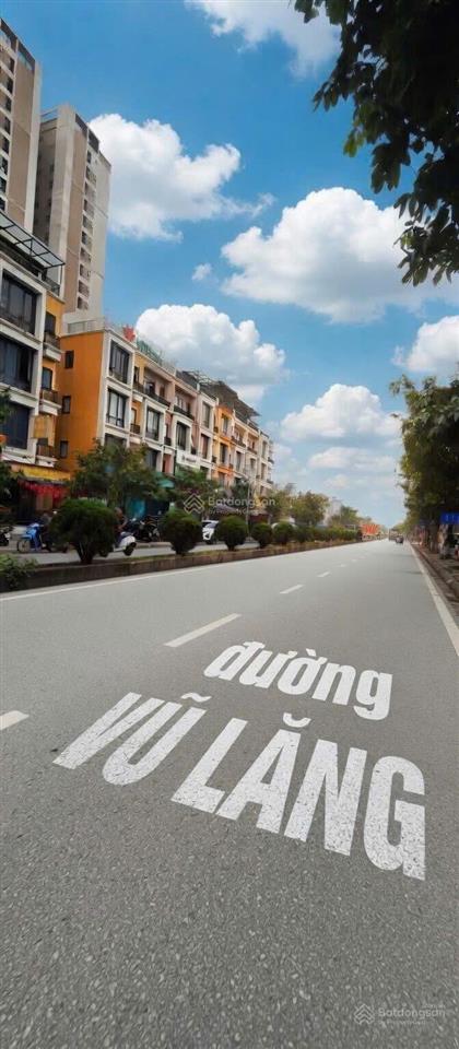 Bán nhà  mặt phố vũ lăngthanh trì dt 110m2  v.hè kdoanh sầm uất ngày đêm bán rẻ