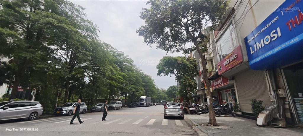 Bán 68m đất đẹp thanh trì đường to 12m, vỉa hè rộng 8m , phân lô ô tô, sổ đỏ chính chủ,giá cực tốt.
