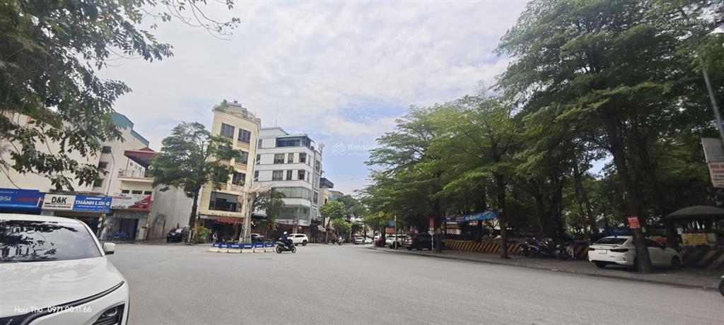 Bán 68m đất đẹp thanh trì đường to 12m, vỉa hè rộng 8m , phân lô ô tô, sổ đỏ chính chủ,giá cực tốt.