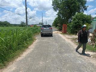 Bán đất giá siêu hời tại xã thạnh tân, 950 triệu, 405 m2 sát núi bà đen