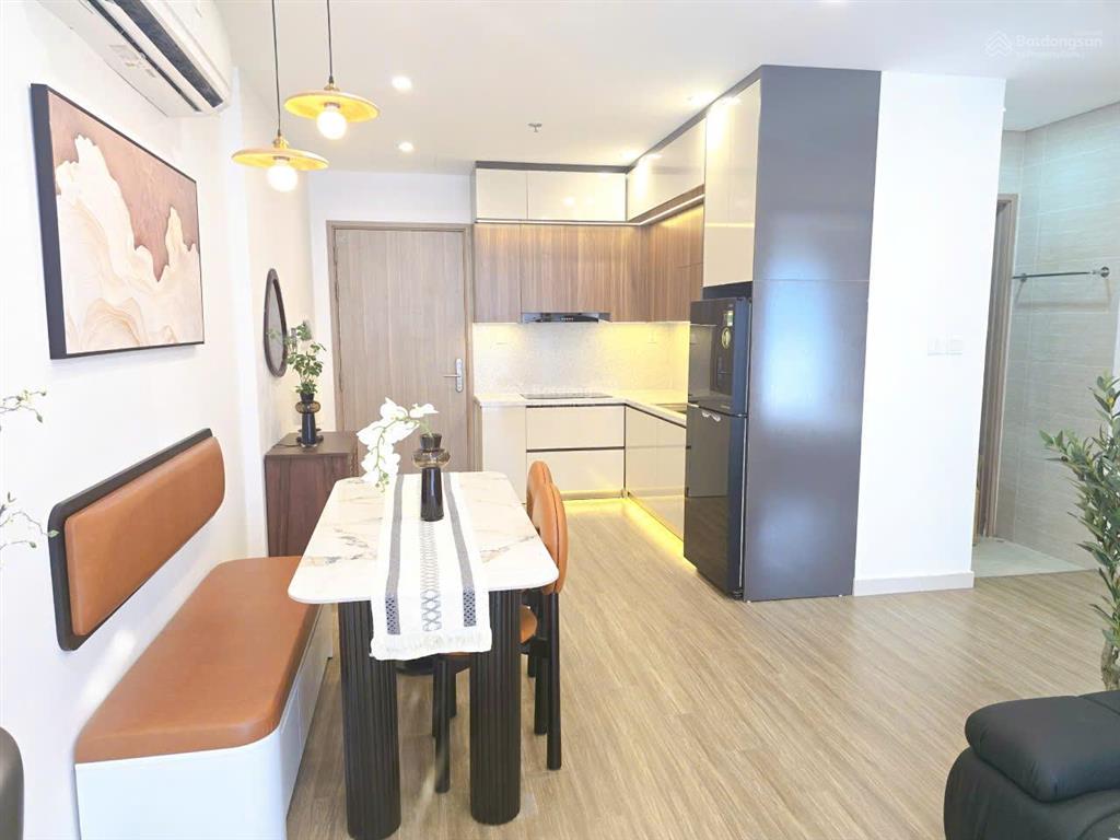 Chính chủ bán căn hộ 2pn  54.8m2 full đồ mới tại kđt vinhomes smart city