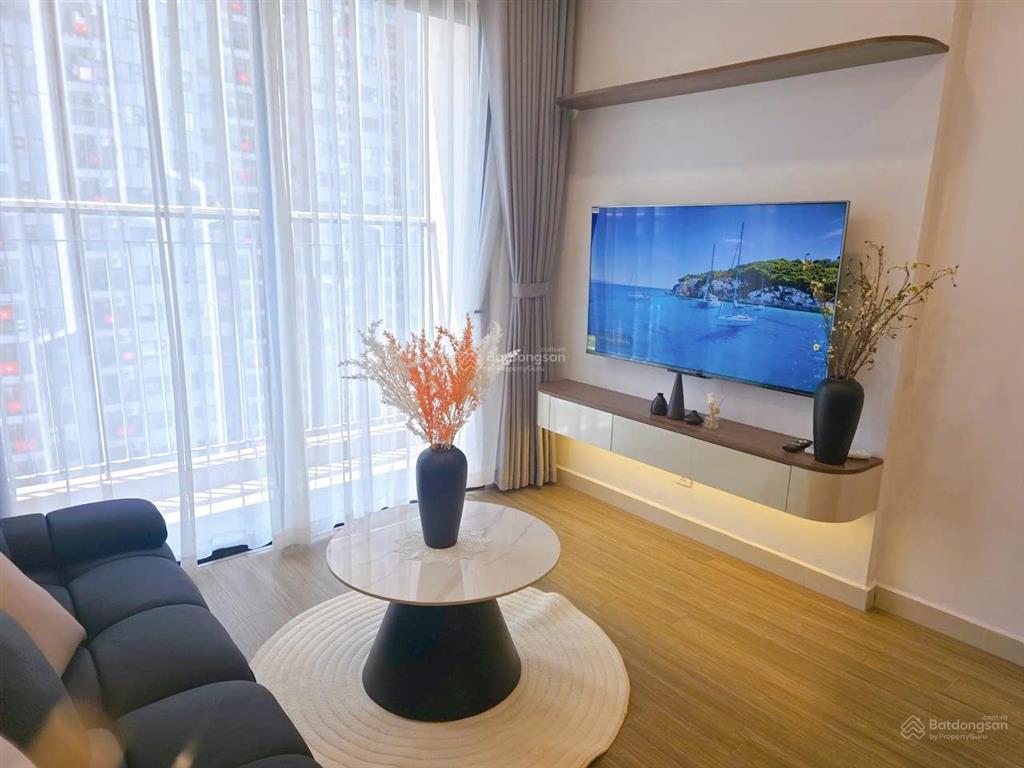Chính chủ bán căn hộ 2pn  54.8m2 full đồ mới tại kđt vinhomes smart city