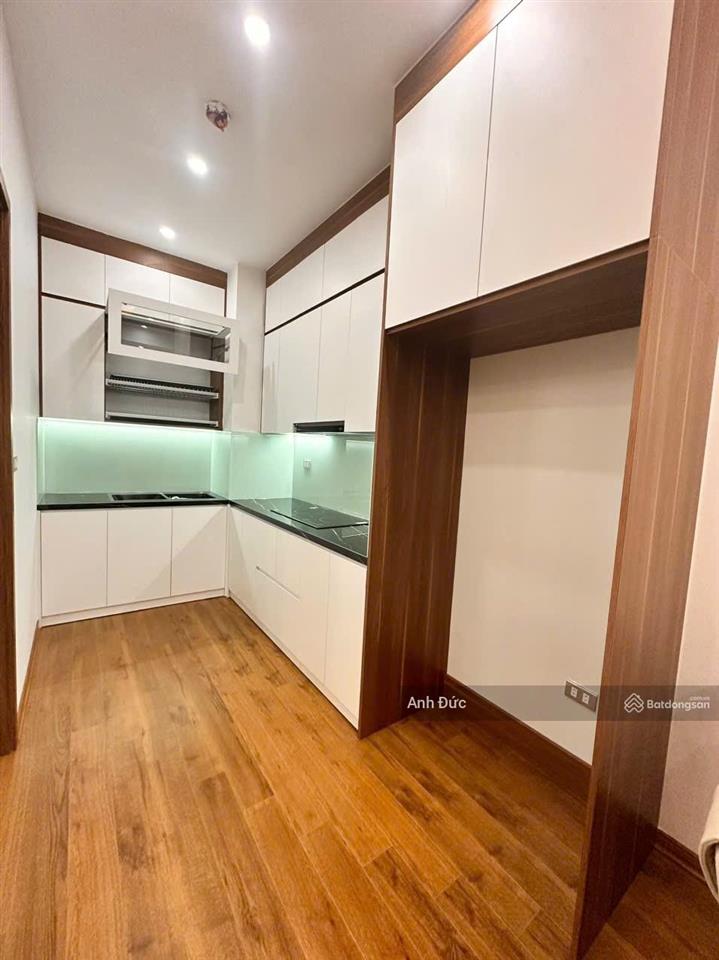 Bán căn hộ 69m2, 7,7 tỷ tại central field trung kính, 2pn, 2wc, sổ đỏ chính chủ