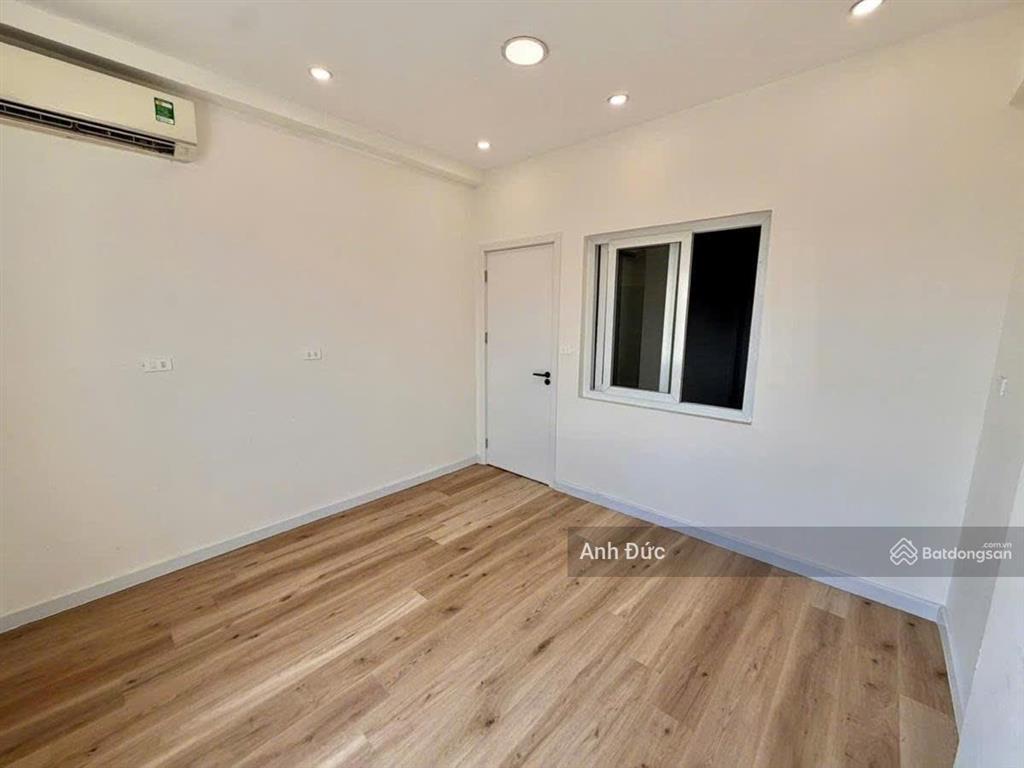 Bán gấp căn hộ 102 thái thịnh đống đa  68.1m2  2pn  giá sập sàn 5.75 tỷ (chốt trong 15 ngày)