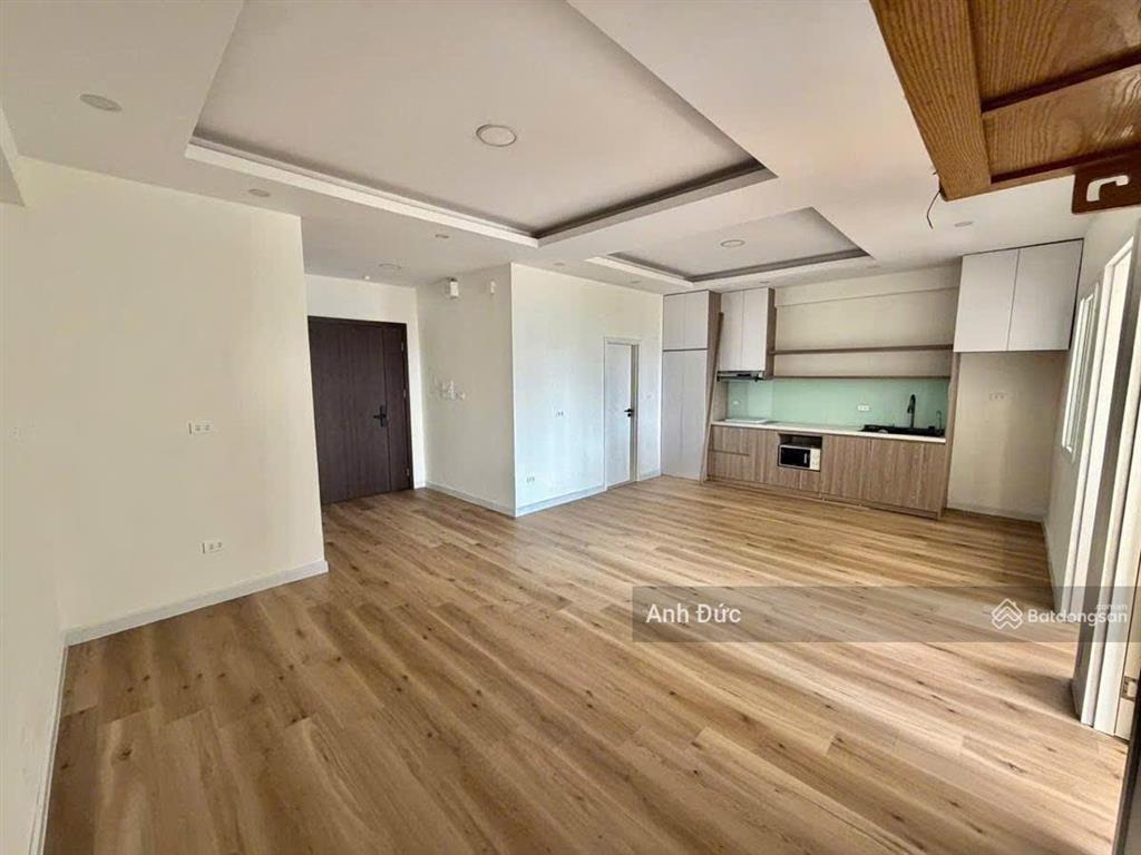 Bán gấp căn hộ 102 thái thịnh đống đa  68.1m2  2pn  giá sập sàn 5.75 tỷ (chốt trong 15 ngày)