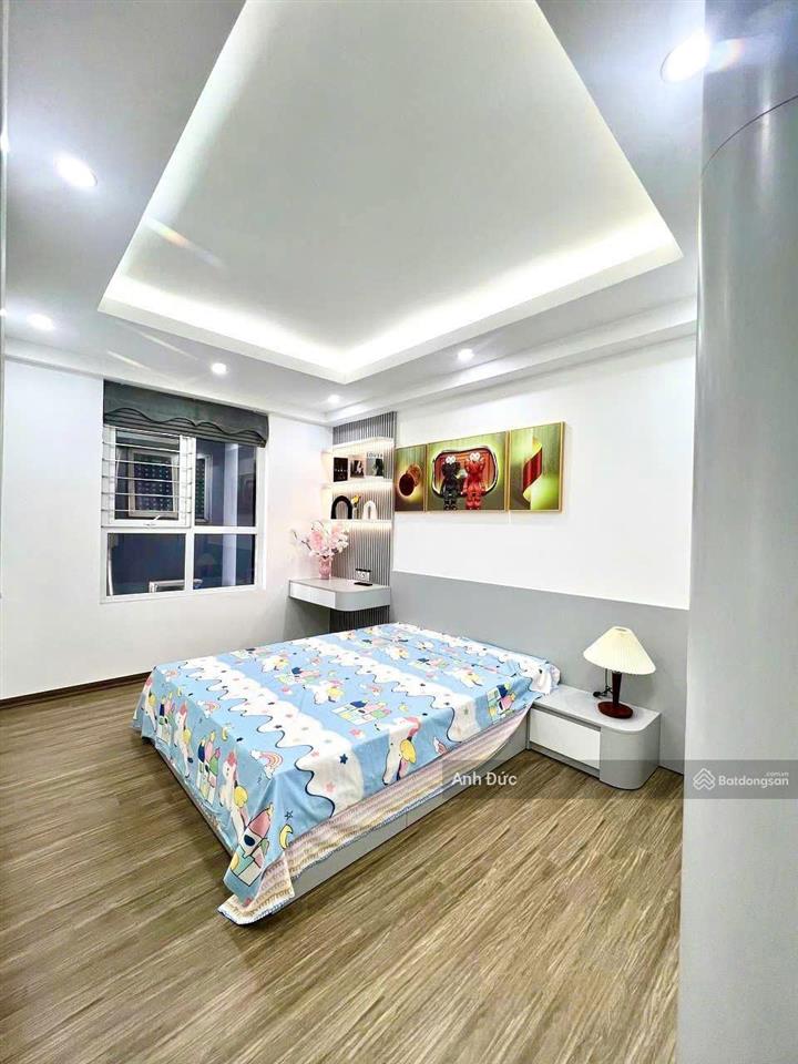 Bán căn hộ 135m², 12 tỷ tại tòa chung cư viện chiến lược và khoa học công an (sông đà 7)