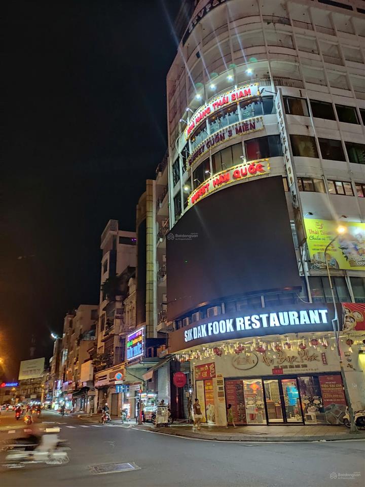 Siêu hiếm  bán tòa nhà góc 2 mặt tiền trần hưng đạo  dtxd 3,239m2  hợp đồng thuê 30.000 usd