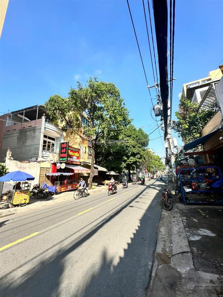 Sản phẩm siêu hiếm  bán tòa nhà mặt tiền quốc hương thảo điền  6 tầng  dt 9 x 30 giá siêu rẻ