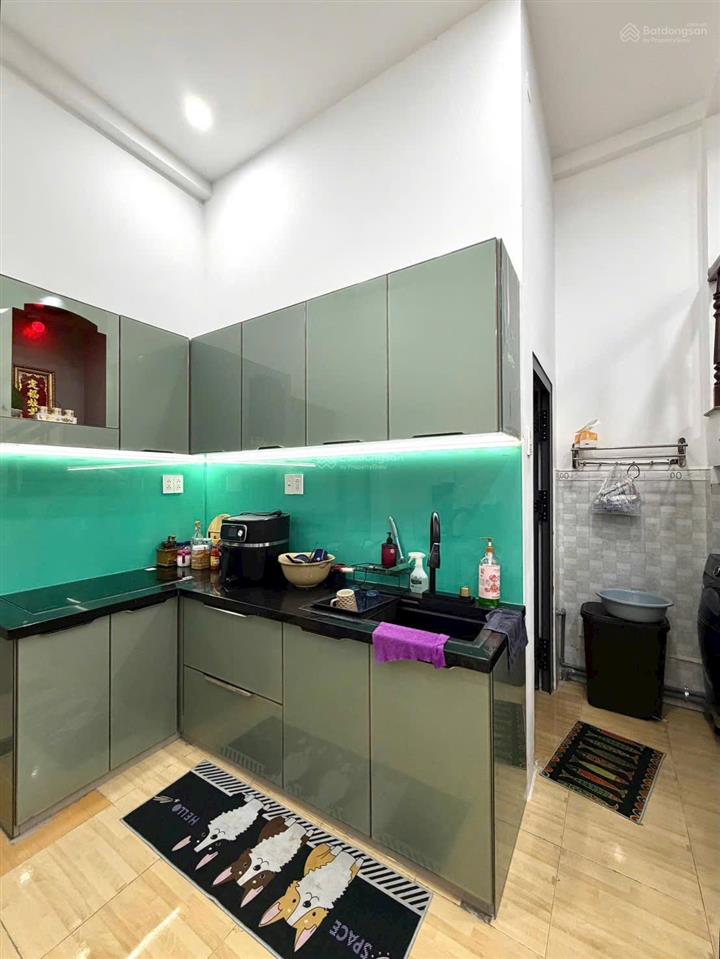 Gần chợ phạm văn bạch  công nhận ~51m2  cách xe hơi chỉ 20m