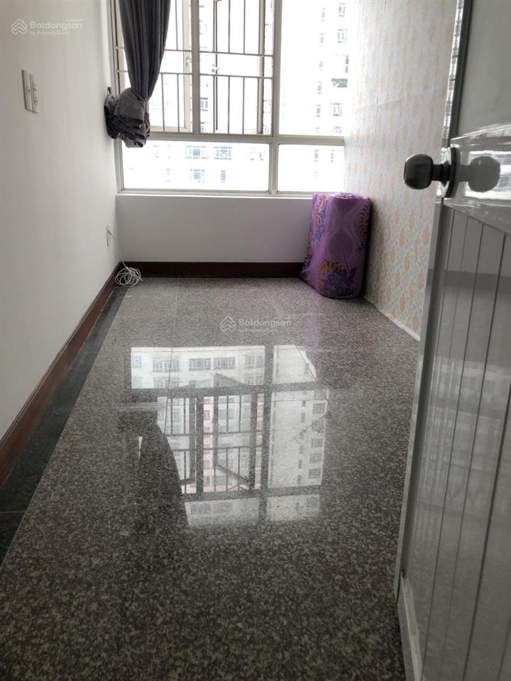 Cho thuê phòng 2tr/th ở 187a lê văn lương, ib mình 0901 746 *** xem phòng nhé