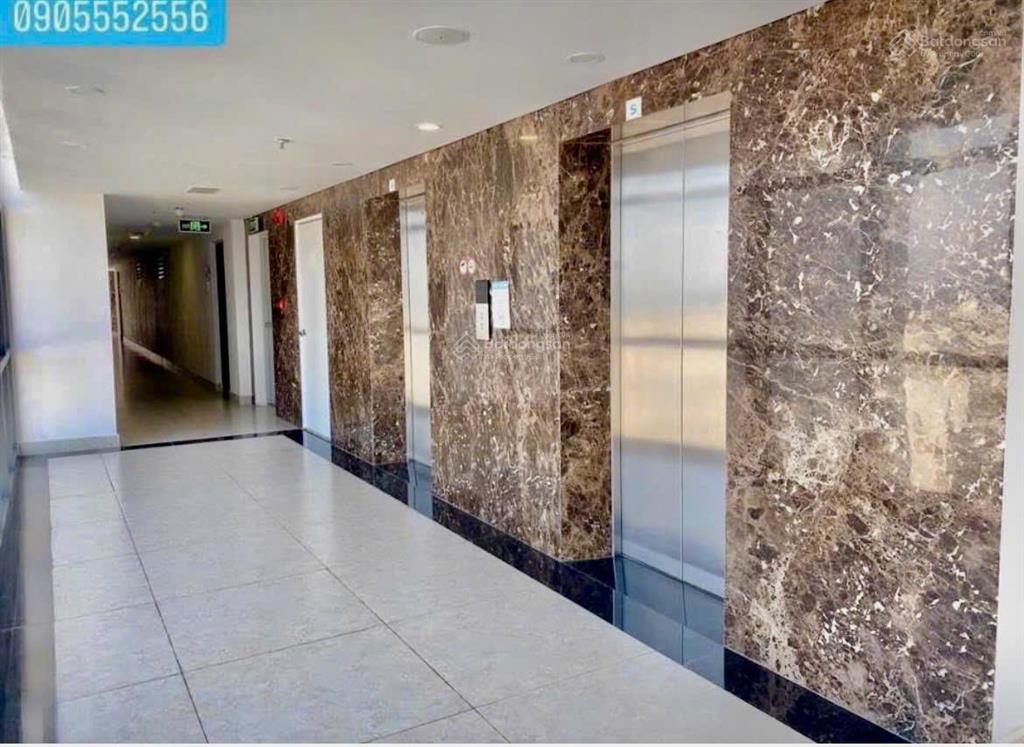 Vị trí vàng! chính chủ bán căn góc 2pn view biển, pháo hoa, sổ hồng sẵn trao tay!  ngay