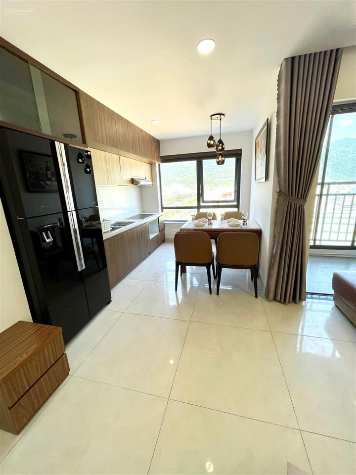 Vị trí vàng! chính chủ bán căn góc 2pn view biển, pháo hoa, sổ hồng sẵn trao tay!  ngay