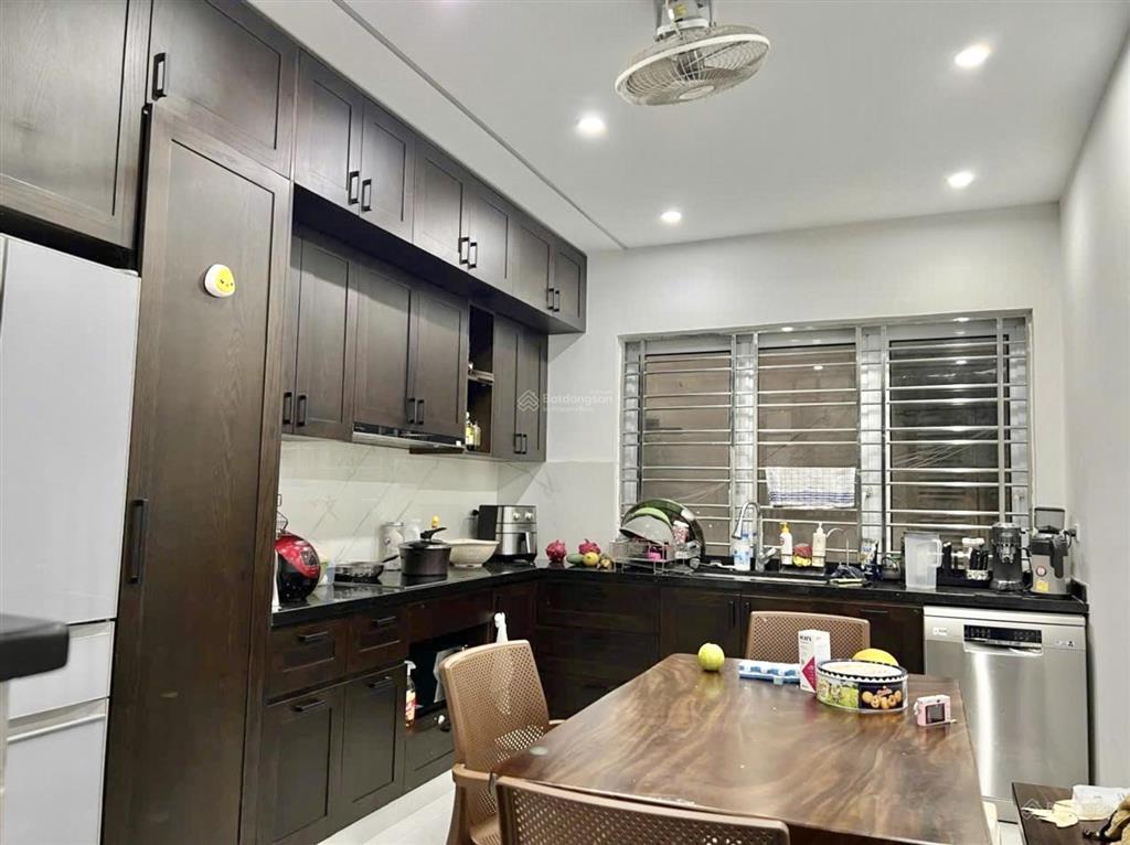 Bán nhà yên nghĩa 33m2 / 5 tầng có thang máy 7,7 tỷ