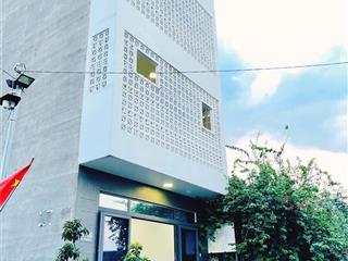 Cho thuê nhà nguyên căn, 1 trệt 2 lầu 1 sân thượng 80m2