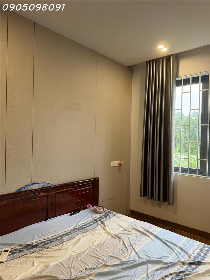 Bán nhà gói 8 The Capella Gaden, 3 tầng siêu đẹp, 3PN, 4WC, DT 100m2, giá chỉ 8,6 tỷ