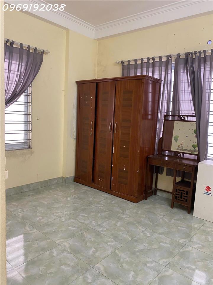 CHO THUÊ NHÀ Ở LÂU DÀI - HỘ GIA ĐÌNH TẠI VĨNH QUỲNH, THANH TRÌ, 40M2 X 2,5 TẦNG