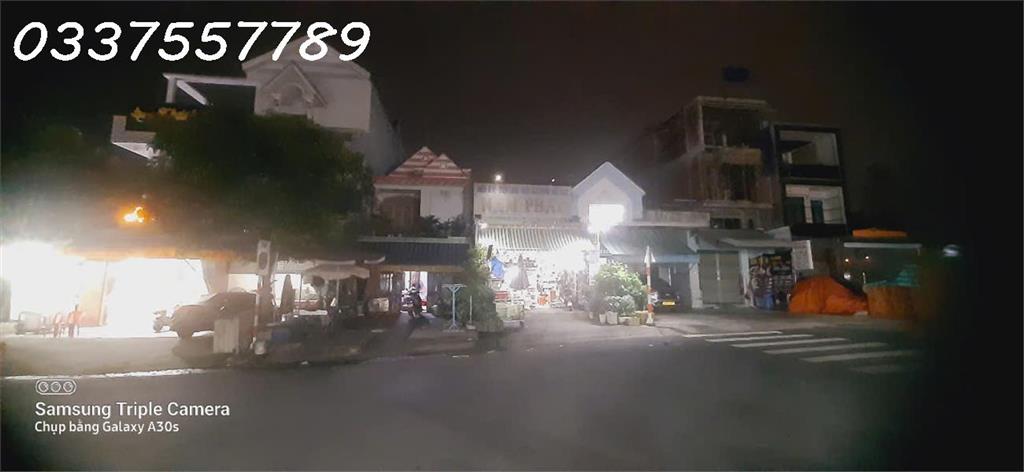 Bán đất tặng nhà cấp 4 tại Hòa Phú, Thủ Dầu Một, DT 110m2 full thổ cư, giá 5,8 tỷ
