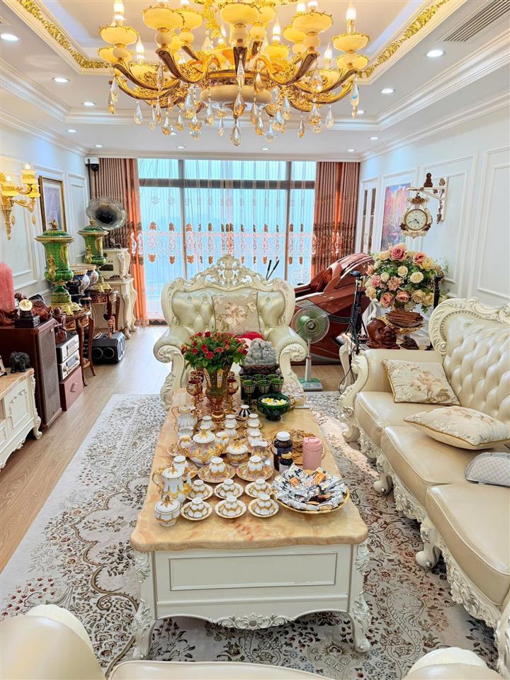 Chủ nhà cần bán căn 4pn full đồ cao cấp, view thoáng