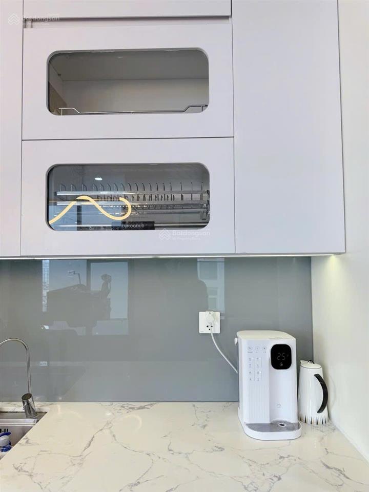 Căn góc the nine 131m2. có slot oto. sẵn sổ sang tên nhanh. giá rẻ hơn mặt bằng chung