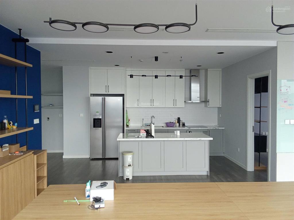 The nine  cho thuê căn 162m2. phù hợp làm vp hay ở đều rất rộng rãi thoáng mát