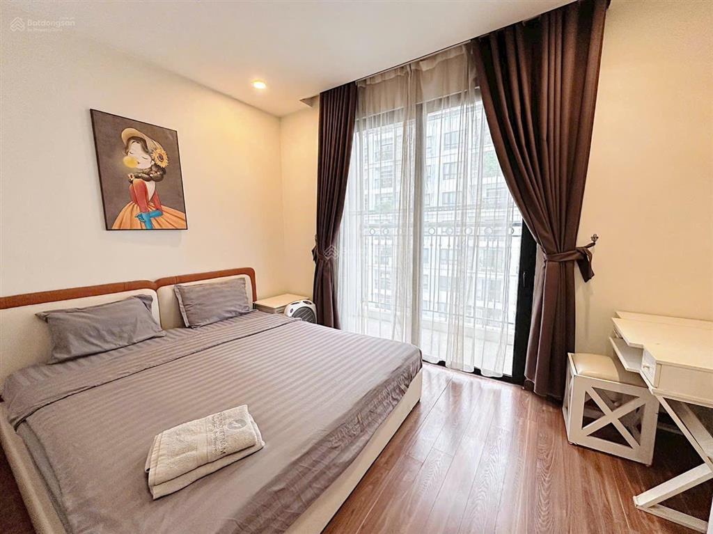 Chính chủ bán căn 1pn 53m² tầng trung view thoáng nhà mới đẹp tại times city