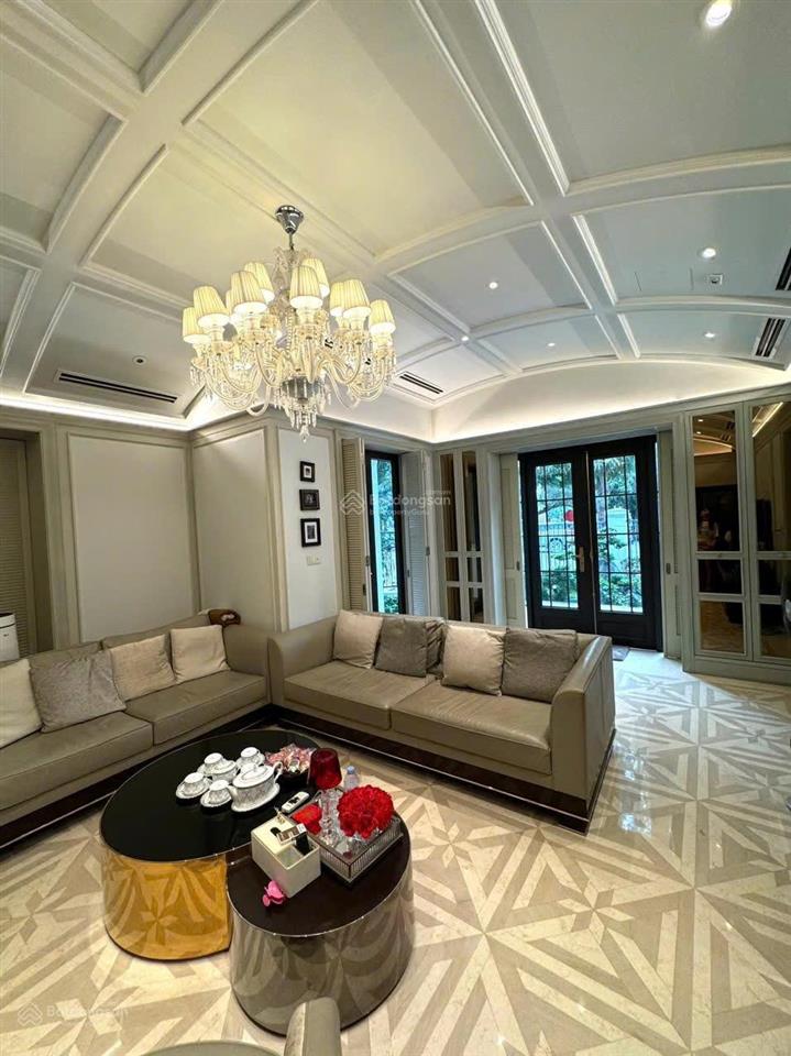 Cho thuê biệt thự song lập, view trực diện biển hồ nước mặn, nội thất luxury. giá 38tr