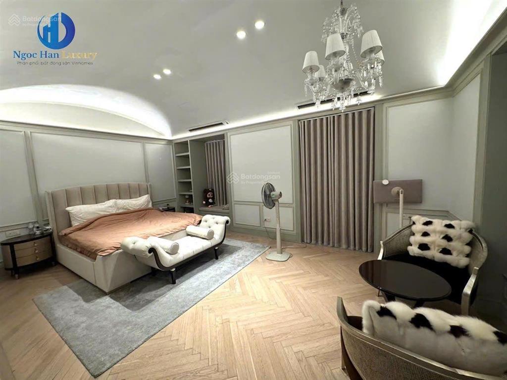 Cho thuê biệt thự song lập, view trực diện biển hồ nước mặn, nội thất luxury. giá 38tr