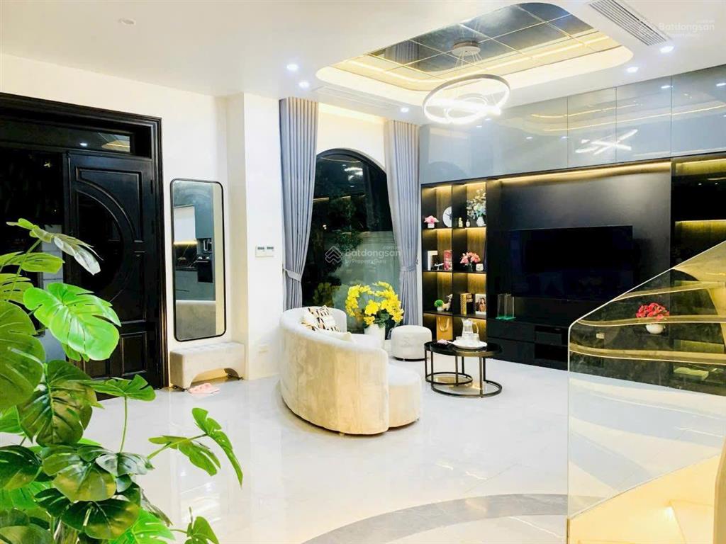 Cho thuê biệt thự song lập, view trực diện biển hồ nước mặn, nội thất luxury. giá 38tr