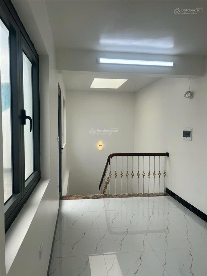 Cho thuê shophouse hàng hiếm, siêu phẩm mới tinh chưa qua sử dụng, giá chỉ 25tr sử dụng đủ 5 tầng