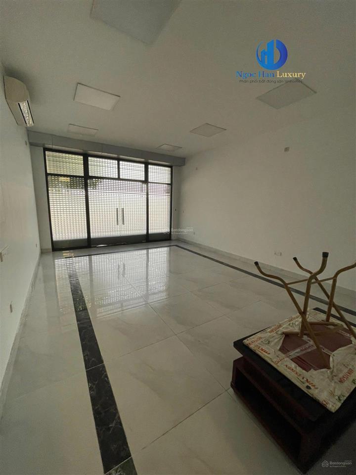 Cho thuê cặp shophouse 2 mặt tiền trướcsau, dt 120m² x 5 tầng, hoàn thiện đẹp, tm, view công viên