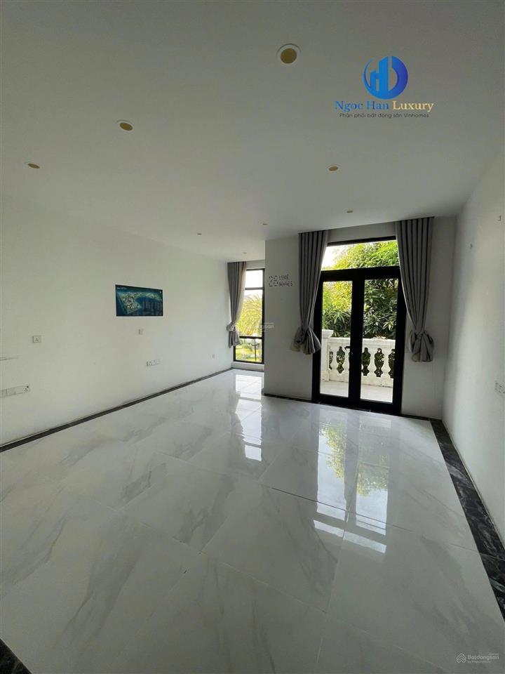Cho thuê cặp shophouse 2 mặt tiền trướcsau, dt 120m² x 5 tầng, hoàn thiện đẹp, tm, view công viên
