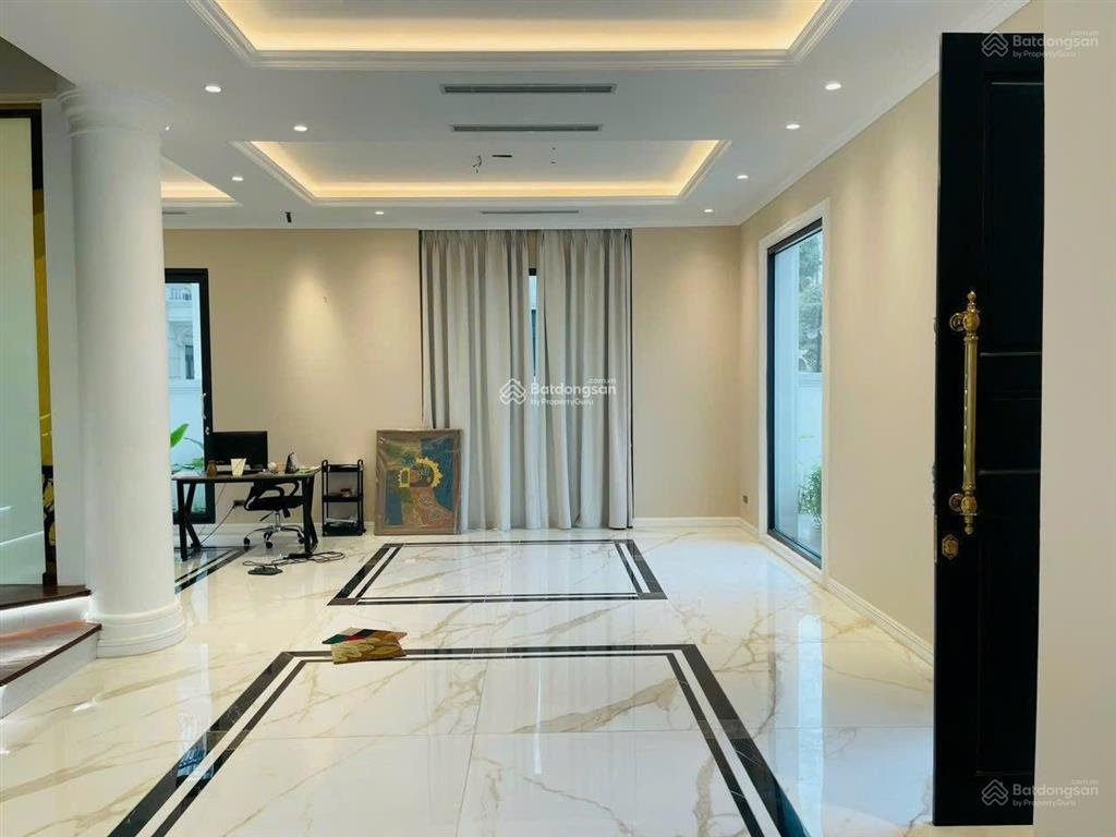 Giá thuê 40 triệu / tháng, cho thuê biệt thự đơn lập góc, hoàn thiện đẹp, làm mô hình quán ăn, cafe