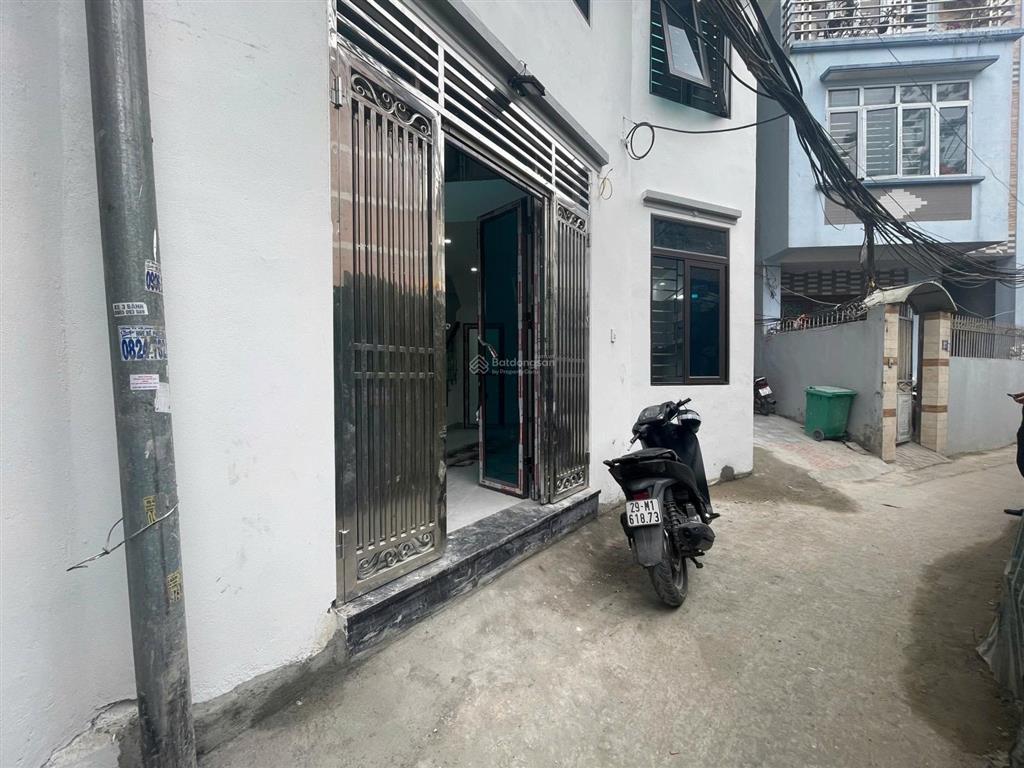 Hữu lê.hữu hoà nhà hai mặt ngõ rộng thông tứ tung diện tích45m mặt tiền9,8m x 5 tầng