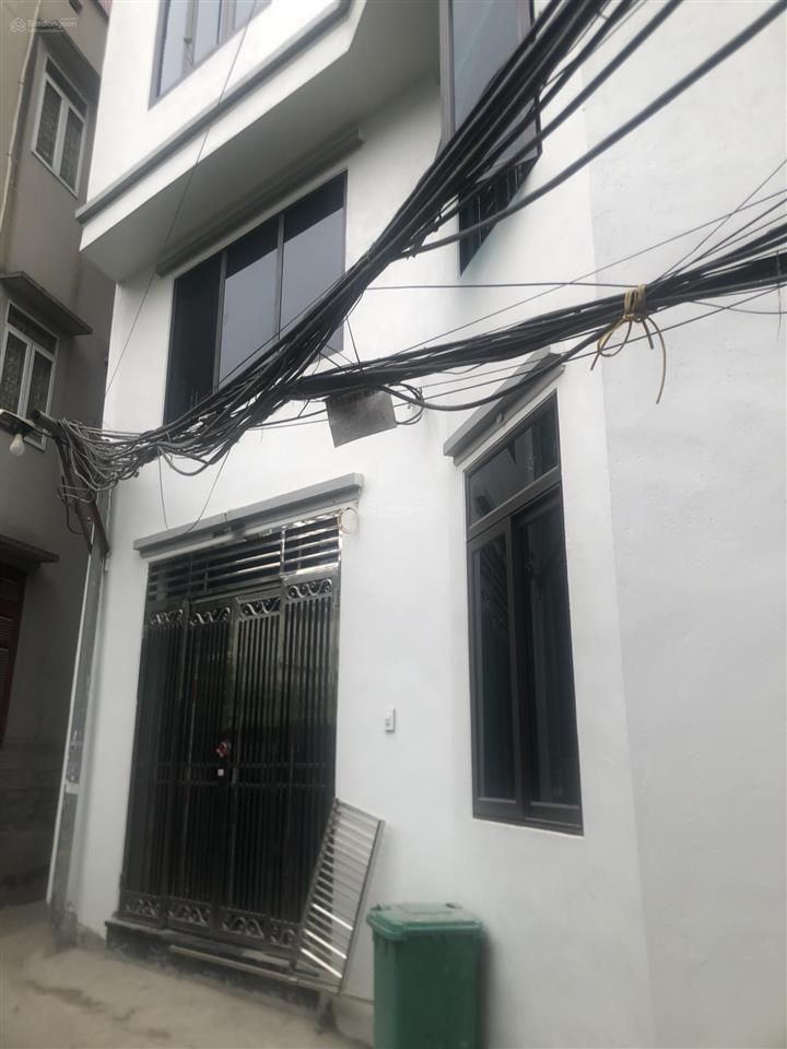Hữu lê.hữu hoà nhà hai mặt ngõ rộng thông tứ tung diện tích45m mặt tiền9,8m x 5 tầng