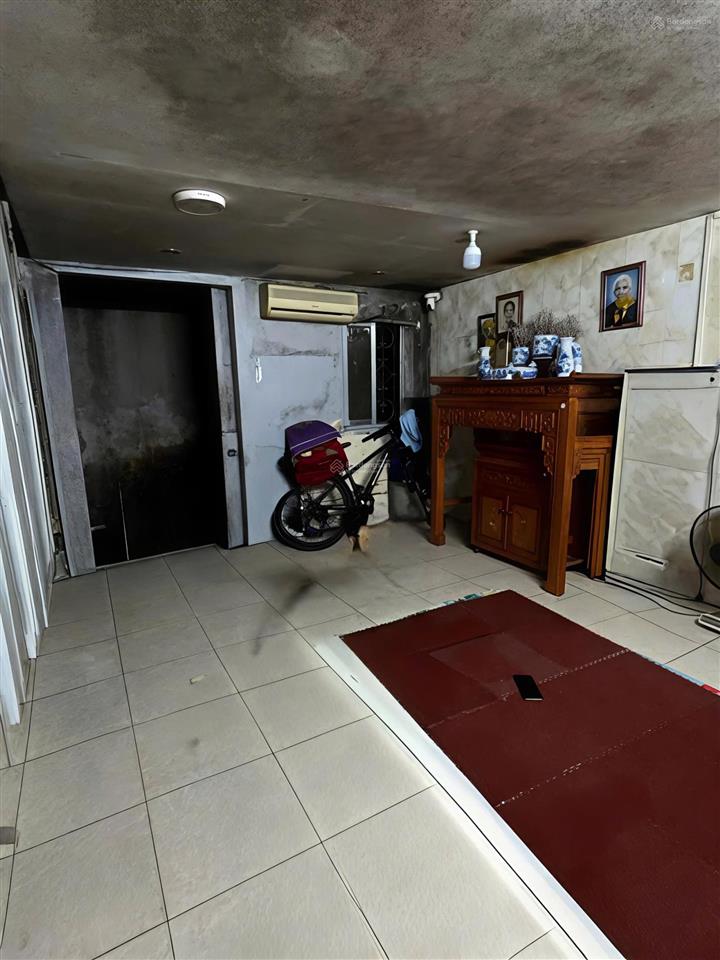 Hiếm có ,tân mai ,trương định dt 26m mt 4,1m. nhà cấp 4