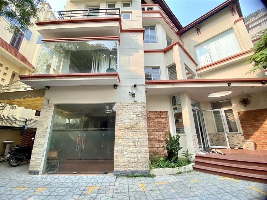 Biệt thự vip bán đảo linh đàmdt 420m mt8,5m x 4 tầng