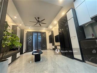 Siêu víp ' cầu giấy ' mặt ngõ thông ' kinh doanh ' ngõ rộng ' thoáng ' gần ô tô. 52m2 x 5 tầng '