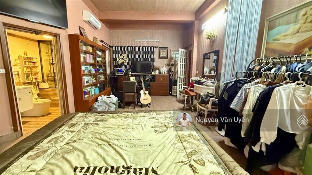 Vip đội cấn, ba đình 39m2 x 5 tầng ngõ rộng gần ô tô. nhà mới đẹp ở ngay, giá 8.1 tỷ