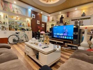 Vip đội cấn, ba đình 39m2 x 5 tầng ngõ rộng gần ô tô. nhà mới đẹp ở ngay, giá 8.1 tỷ