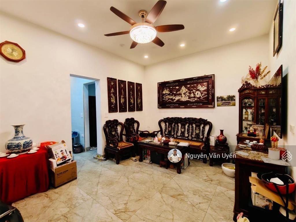 Bán nhà  trung tâm  ba đình 36m2 x 5t  gần ôtô ngõ thông nhiều ngả  60m ra đường đội cấn