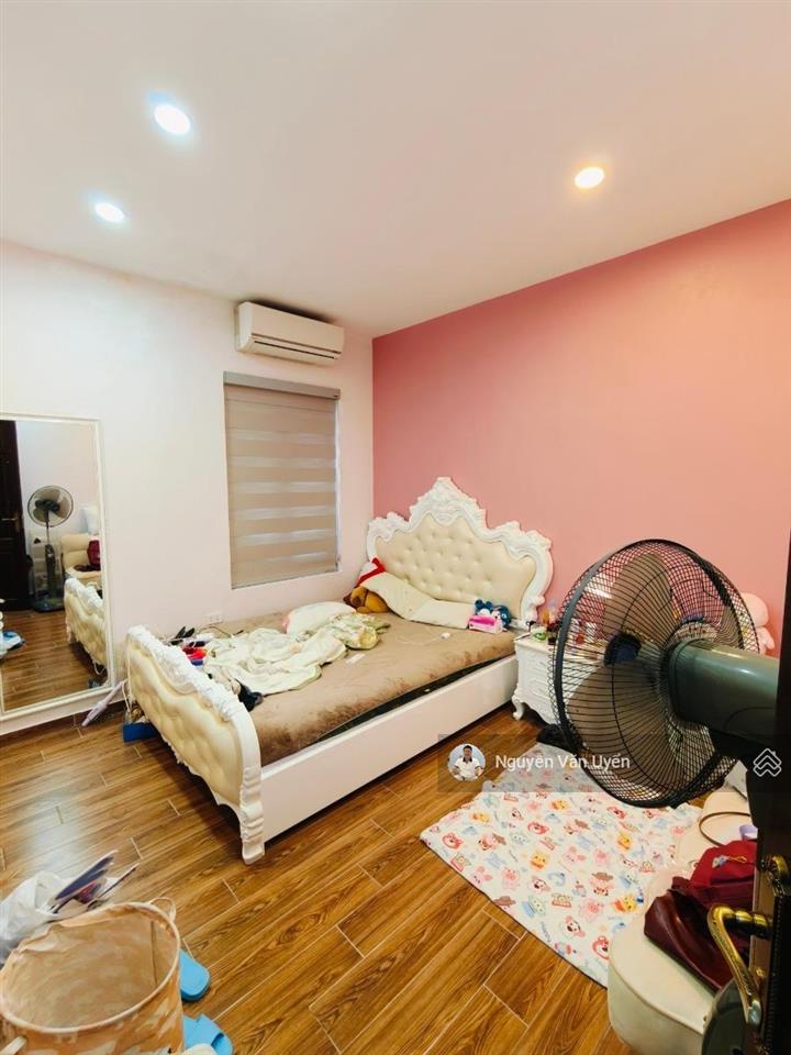 Bán nhà  trung tâm  ba đình 36m2 x 5t  gần ôtô ngõ thông nhiều ngả  60m ra đường đội cấn