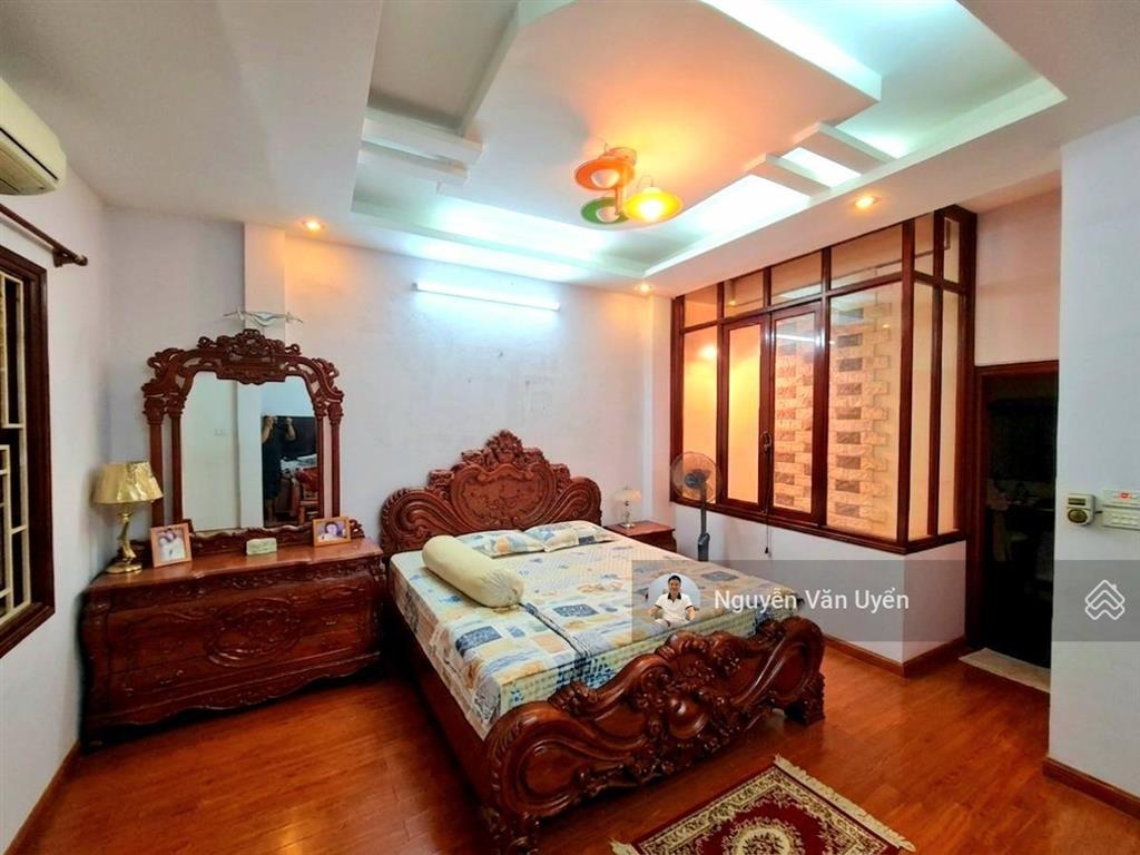 Bán nhà phố đội cấn  ba đình 46m2 x 5 tầng  nhà mới đẹp  ngõ rộng  nông  20m ra ô tô tránh