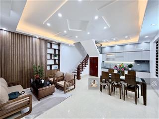 Bán nhà  phố nghĩa tân  cầu giấy. 39m2 x 5 tầng  lô góc  2 thoáng  ngõ thông  rộng  gần ô tô