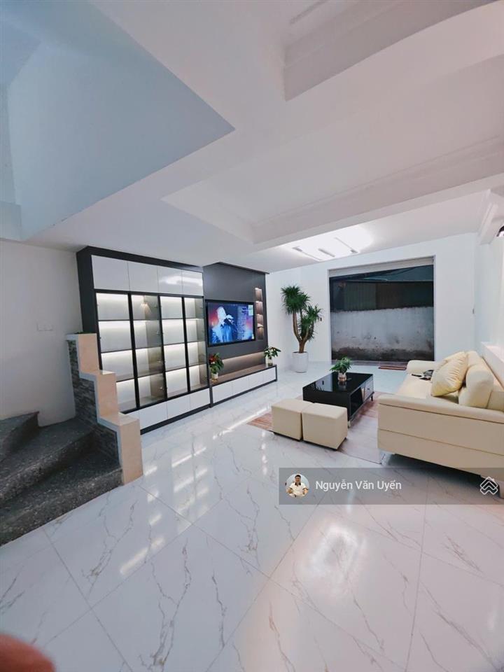 Bán nhà nguyễn văn huyên cầu giấy. 48m2 x 5 tầng ' ngõ thông ' gần ô tô ' dân xây kcbt chắc chắn