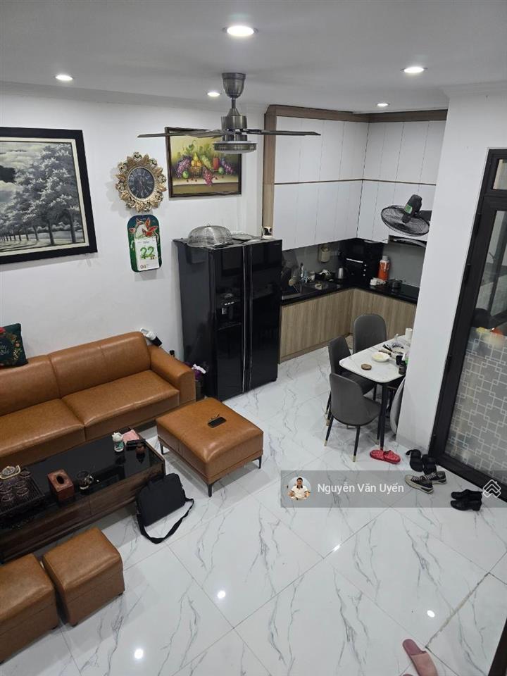 Bán nhà  trần duy hưng  cầu giấy, 52m2 x 5 tầng  ô tô đỗ cửa  cách 1 nhà ra phố  nhà kcbt