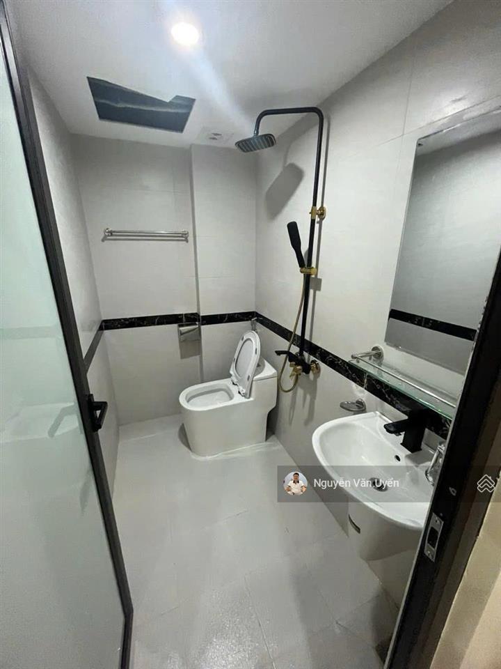 Bán nha  yên hòa cầu giấy 38m2 x 6 tầng' full nội thất 'phân lô  ở sướng  cách ô tô tránh 60m.